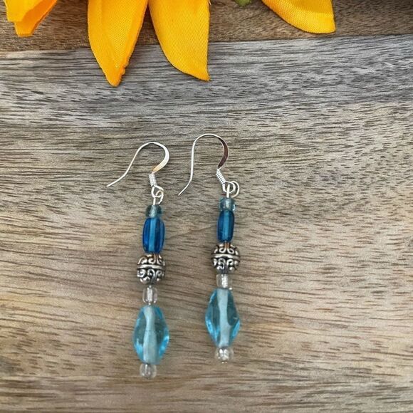 Glass Bead Handmade Earrings NWOT  - Picture 2 of 2